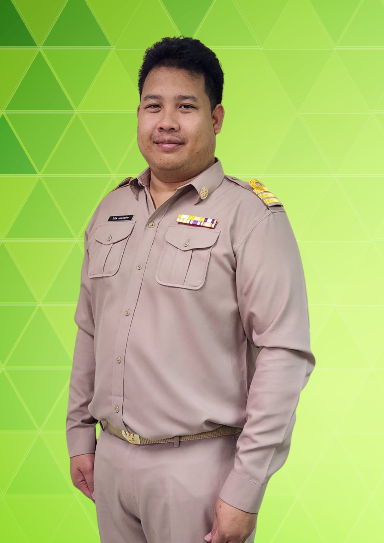 นายโกวิท  แสงกระจ่าง