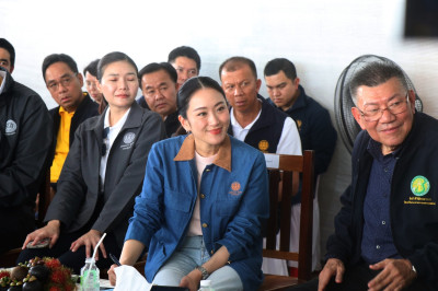 นายกรัฐมนตรีลงพื้นที่จังหวัดจันทบุรี พบปะพี่น้องเกษตรกร พารามิเตอร์รูปภาพ 1