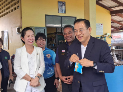ลงพื้นที่ตรวจสอบการดำเนินงานโครงการอาหารเสริม (นม) โรงเรียน ... พารามิเตอร์รูปภาพ 1