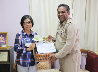 อวยพรและขอพรจากนางสาวสุดา ชวลิต นางสาวเรณู นิยมพฤกษ์ ... พารามิเตอร์รูปภาพ 2