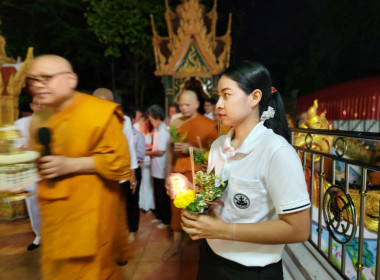 พิธีเวียนเทียน เนื่องในวันมาฆบูชา จังหวัดจันทบุรี ... พารามิเตอร์รูปภาพ 24