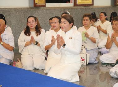 พิธีเวียนเทียน เนื่องในวันมาฆบูชา จังหวัดจันทบุรี ... พารามิเตอร์รูปภาพ 12