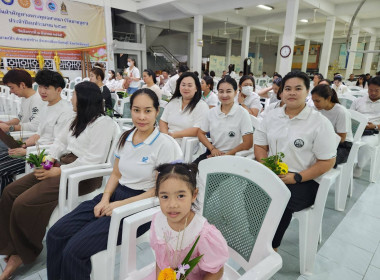 พิธีเวียนเทียน เนื่องในวันมาฆบูชา จังหวัดจันทบุรี ... พารามิเตอร์รูปภาพ 26