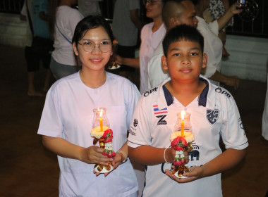 พิธีเวียนเทียน เนื่องในวันมาฆบูชา จังหวัดจันทบุรี ... พารามิเตอร์รูปภาพ 15