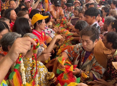 พิธีเปิดงานประเพณีแห่รอยพระพุทธบาทผ้า และชักเย่อเกวียนพระบาท พารามิเตอร์รูปภาพ 1
