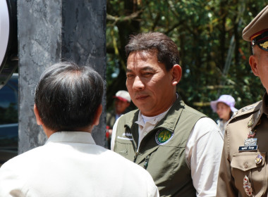 ร่วมต้อนรับรัฐมนตรีว่าการกระทรวงเกษตรและสหกรณ์ พร้อมด้วย ... พารามิเตอร์รูปภาพ 56
