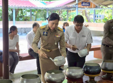 เข้าวัดปฏิบัติธรรมวันธรรมสวนะ ศรัทธาอิ่มบุญ อุดหนุนชุมชน ... พารามิเตอร์รูปภาพ 4