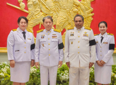 พิธีสวดพระพุทธมนต์และทำบุญตักบาตรถวายพระราชกุศล ... พารามิเตอร์รูปภาพ 16