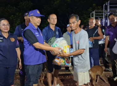 กลุ่มเกษตรกรทำนาสองพี่น้องสนับสนุนความช่วยเหลือและส่งต่อกำลังใจแก่ผู้ได้รับผลกระทบ จากเหตุการณ์น้ำท่วมในพื้นที่ ... พารามิเตอร์รูปภาพ 3