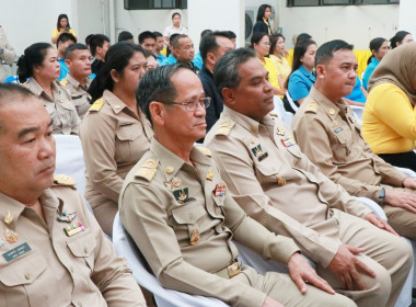 พิธีรับมอบข้าวสาร ตามโครงการสภาเกษตรกรแห่งชาติ ... พารามิเตอร์รูปภาพ 10