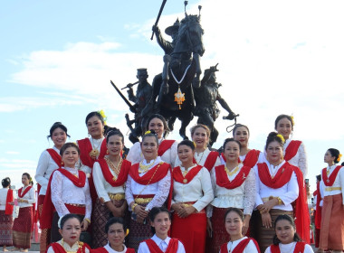 พิธีเปิดงานวันสมเด็จพระเจ้าตากสินมหาราชรำลึก ... พารามิเตอร์รูปภาพ 4